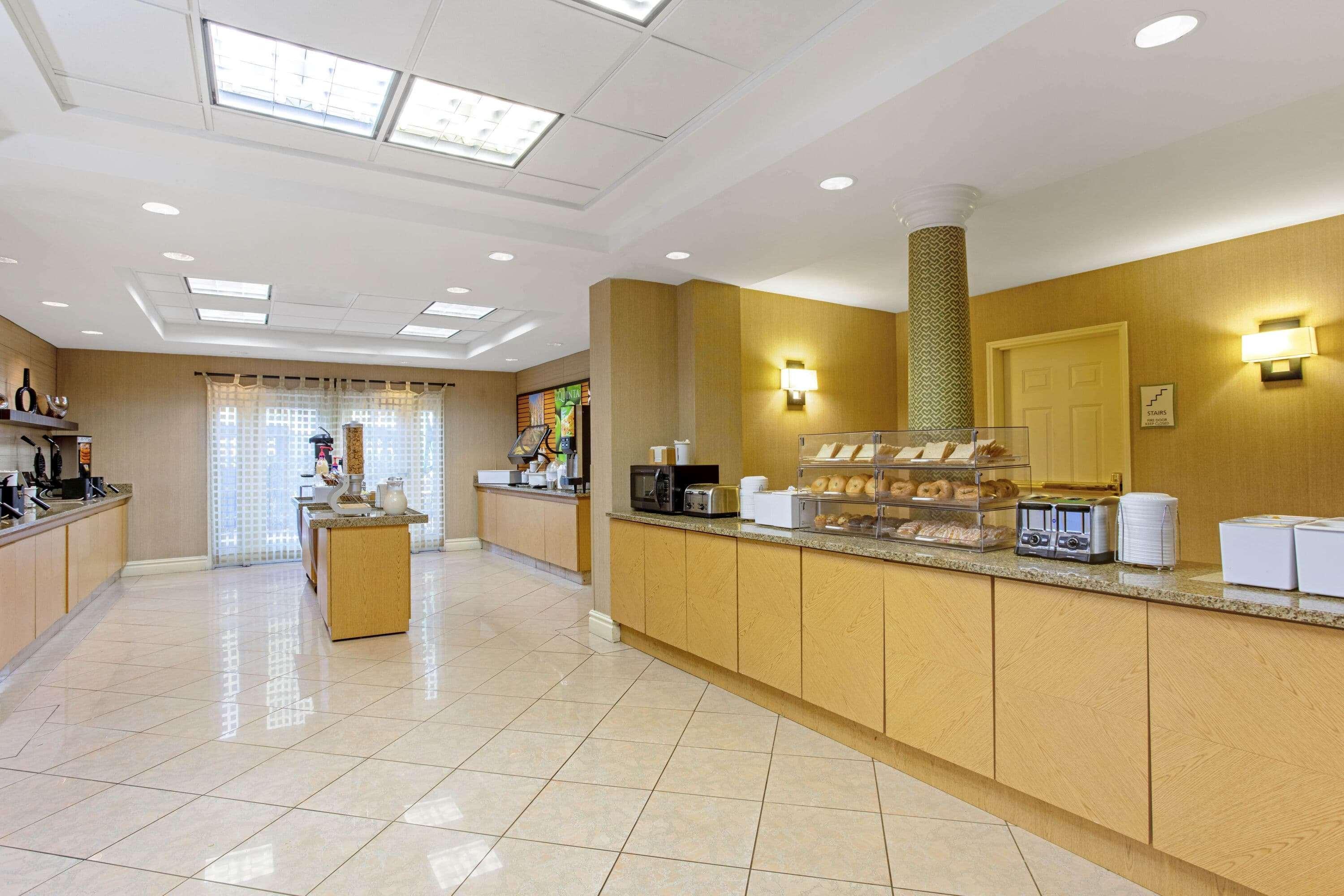 La Quinta By Wyndham Orlando I Drive/Conv Center Hotel Williamsburg Екстериор снимка